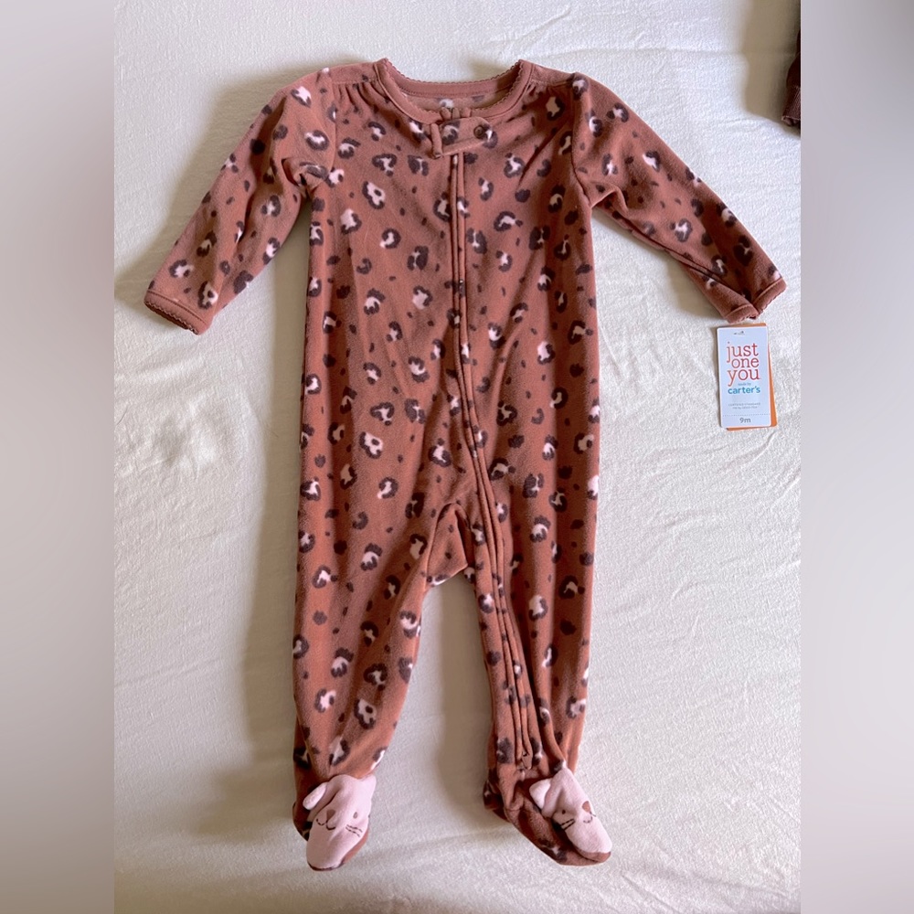 NWT Fleece Footie